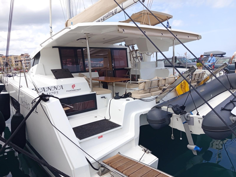 Photo #1 - Astréa 42 (IOANNA - GEN/AC+WATERMAKER) in Port of Lefkas - 25050
