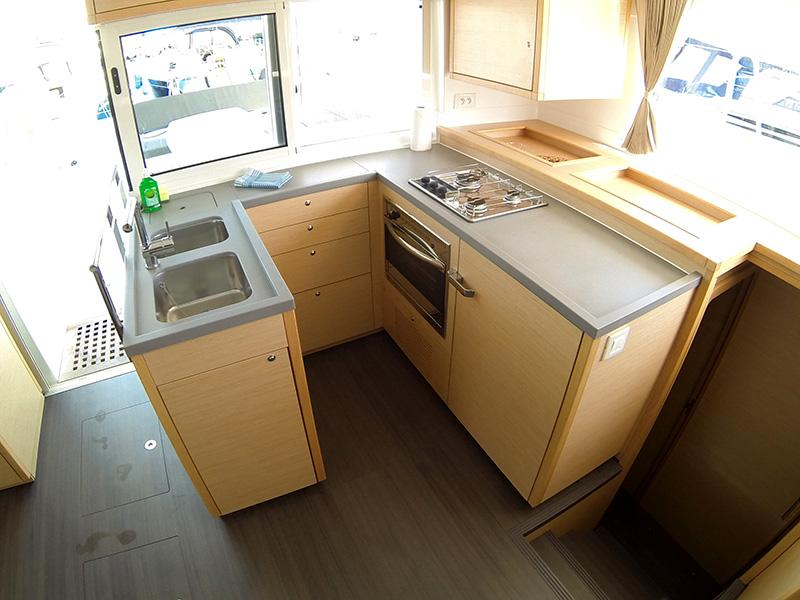 Lagoon 450 - 1