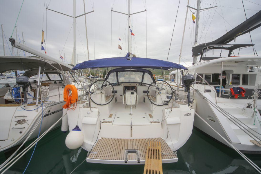 Photo #1 - Sun Odyssey 509 - 5 + 1 cab. (POMONE-15) en Šibenik, Marina Zaton - 27929