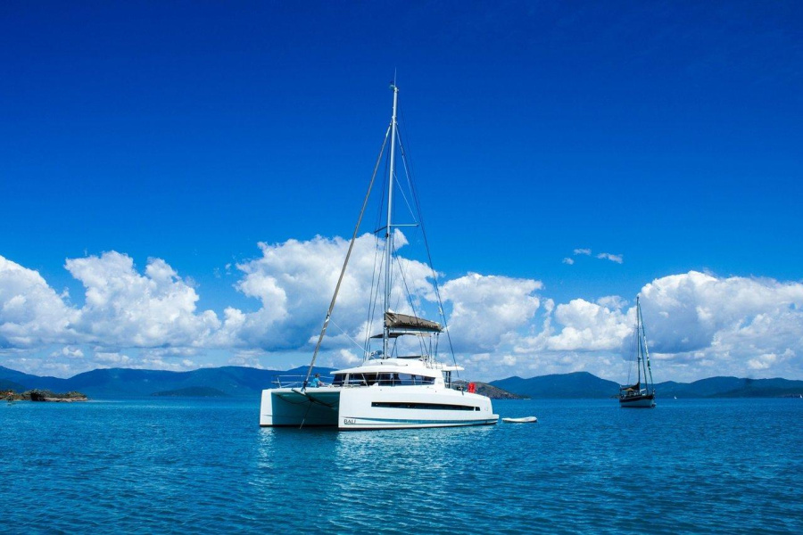 Photo #1 - Bali 4.3 (SINATRA) in Whitsundays, , Coral Sea Marina - 28307