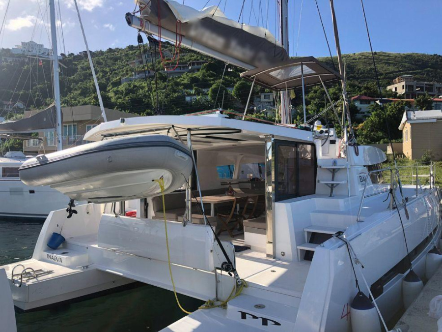 Photo #1 - Bali 4.0 - 4 + 2 cab. (INAGUA) in Costa Baja Marina - 28502