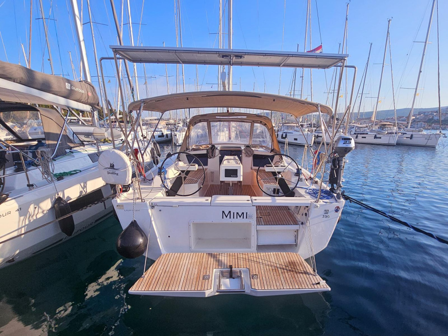 Photo #1 - Dufour 390 GL (Mimi) in Marina Frapa - 29218