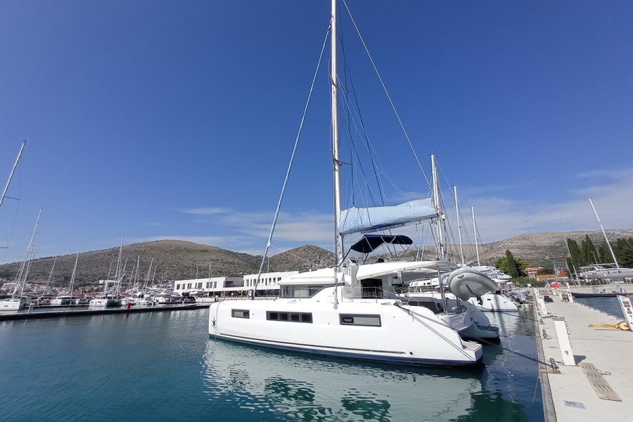 Photo #1 - Lagoon 50 - 6 + 2 cab. (Ragnarök) in Yachtclub Seget (Marina Baotić) - 29822