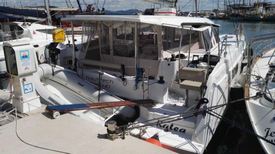 Photo #1 - Nautitech 40 Open - 4 + 2 cab. (Kalea) in Marina Hramina - 30142