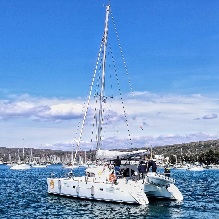 Photo #1 - Lagoon 380 - 4 + 2 cab. (Xenia) in Marina Punat - 30297