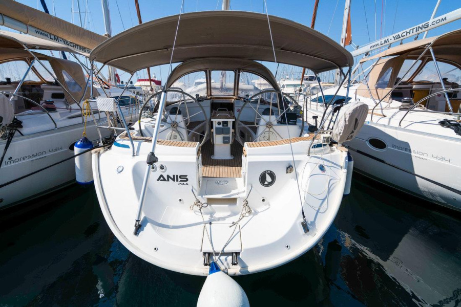 Photo #1 - Bavaria 44 (Anis) in Marina Kornati - 31276