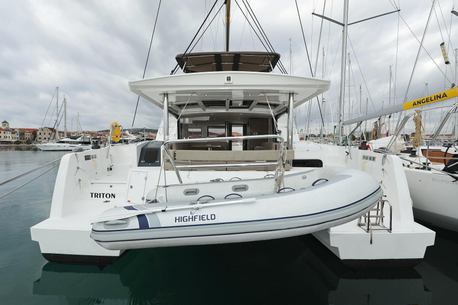 Photo #1 - Bali 4.6 - 5 + 1 cab. (Triton) in Marina (ex.SCT) - 31652