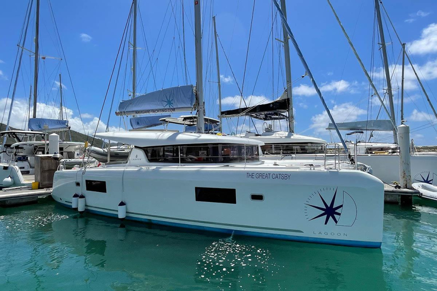 Photo #1 - Lagoon 42 - 4 + 2 cab. (The Great Catsby) in Resort & Marina - 31724
