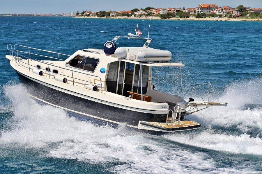 Photo #1 - Adria 1002 Vektor (Jedva) in D-Marin Dalmacija Marina - 32220