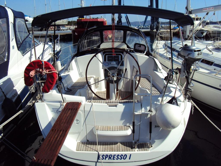 Photo #1 - Sun Odyssey 30i (Espresso 1) in Marina Betina - 32363