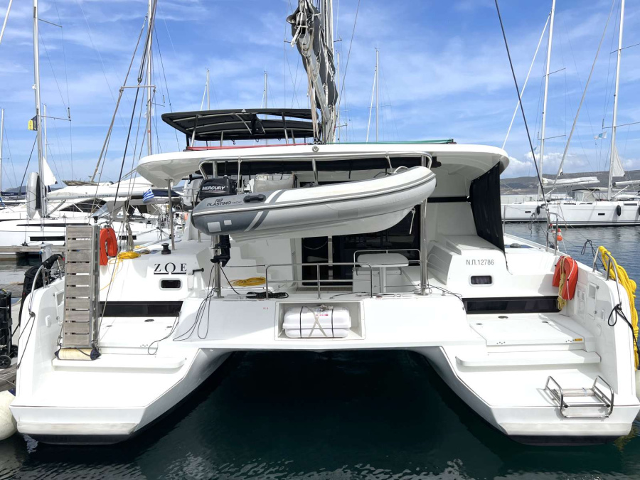 Photo #1 - Lagoon 42 - 4 + 2 cab. (Zoe) in - Olympic Marine - 32504