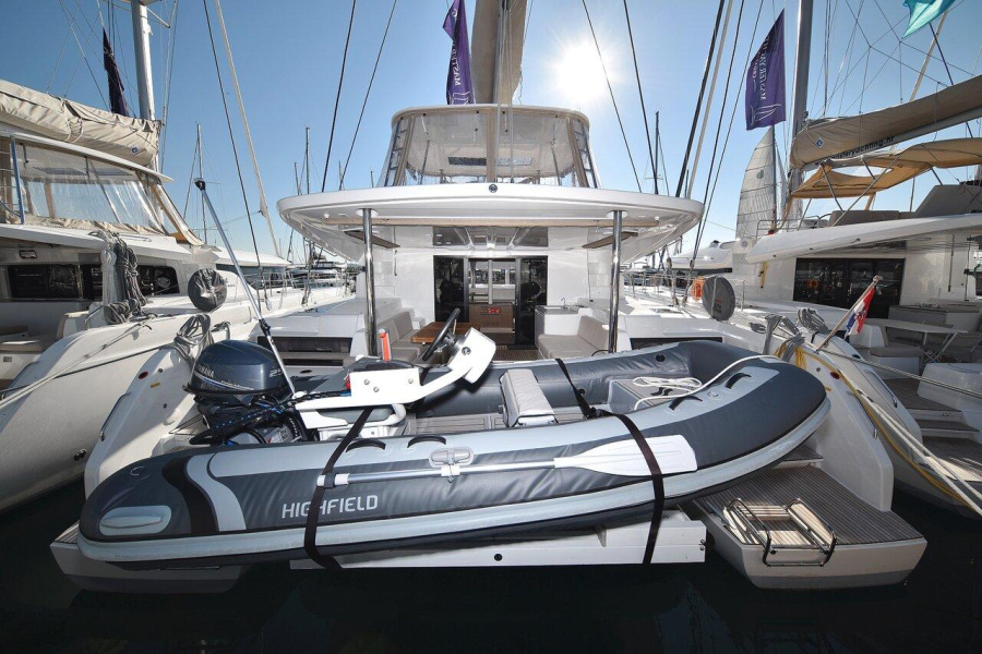 Photo #1 - Lagoon 50 - 6 + 1 cab. (Shadow) in D-Marin Dalmacija Marina - 33429