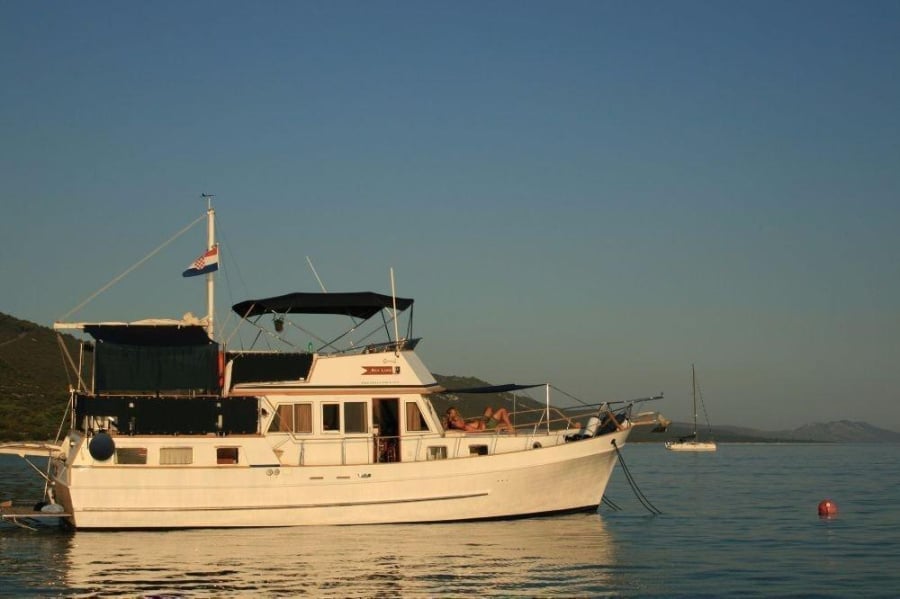 Photo #1 - Trawler HAMPTON 42 (Sea Lion) en  - 33480
