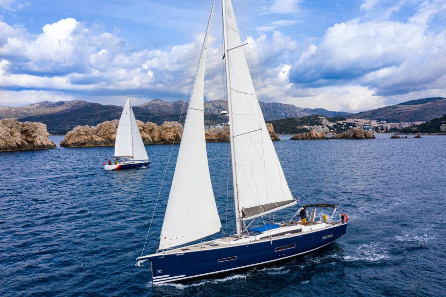Photo #1 - Dufour Exclusive 56 - 4 + 1 cab. (Tefnut) in Marina Kremik - 33589