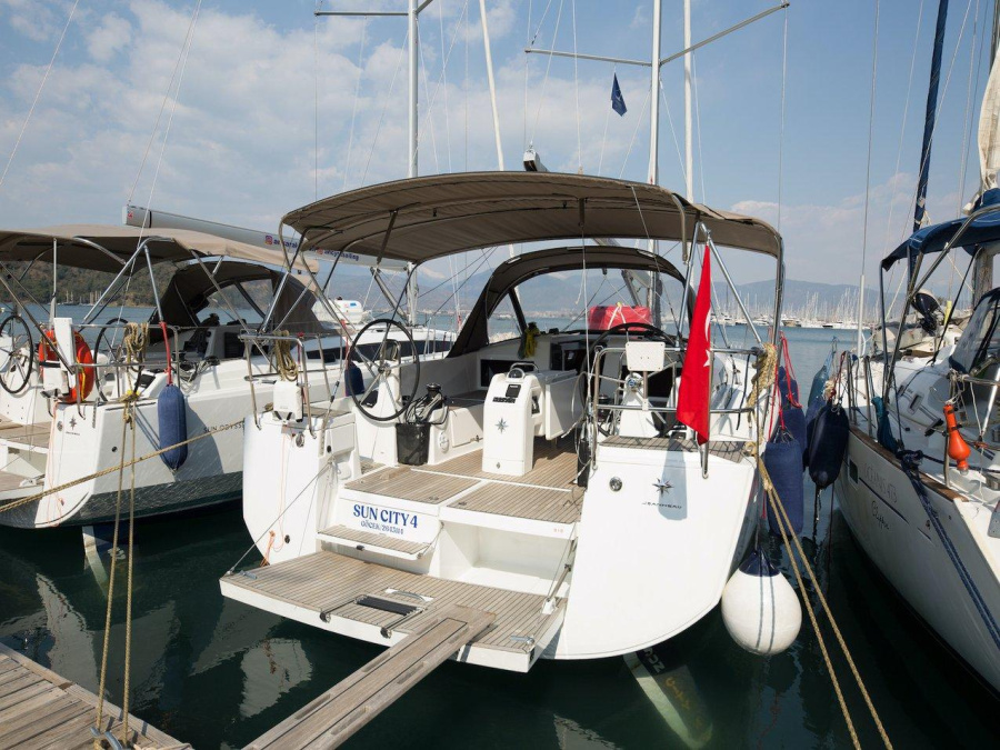 Photo #1 - Sun Odyssey 440 (Suncity 4) in Yacht Club Mai - 34522