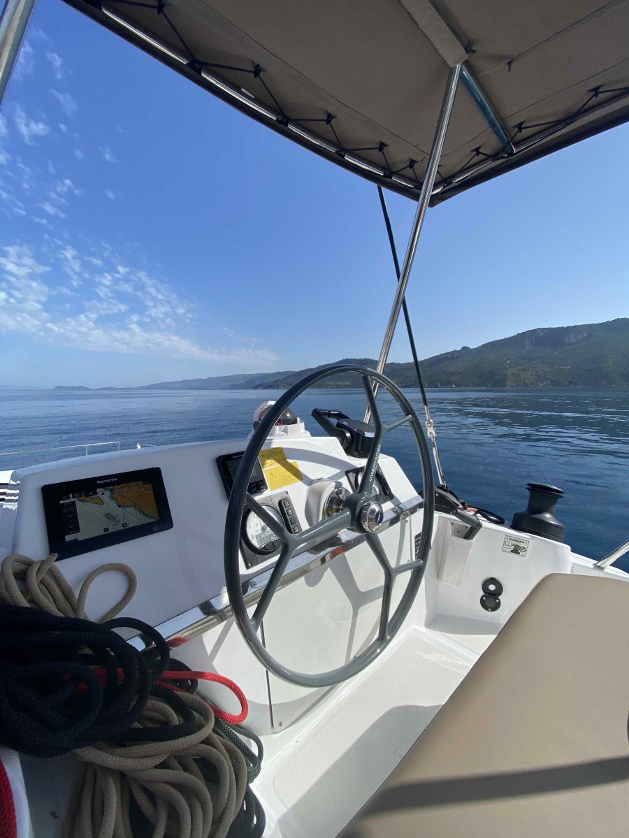 Photo #1 - Bali 4.1 - 4 cab. (CLASS) en Corfu, Gouvia Marina - 35245