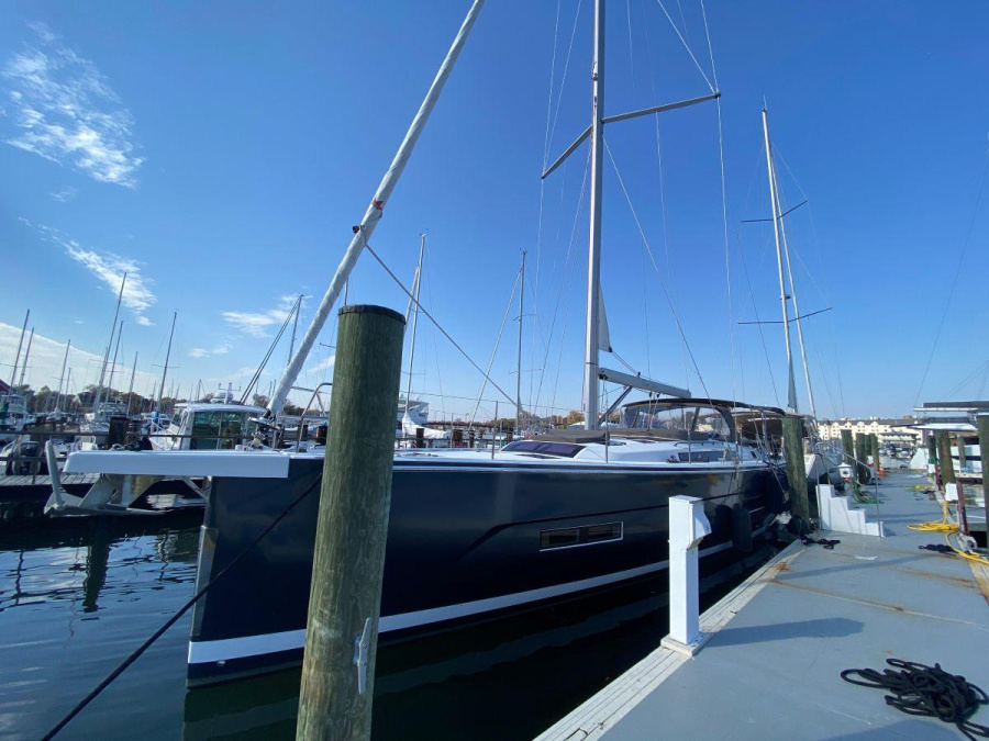Photo #1 - Dufour 530 - 4 cab. (Liliana Bella) in Annapolis, Chesapeake Bay - 36217
