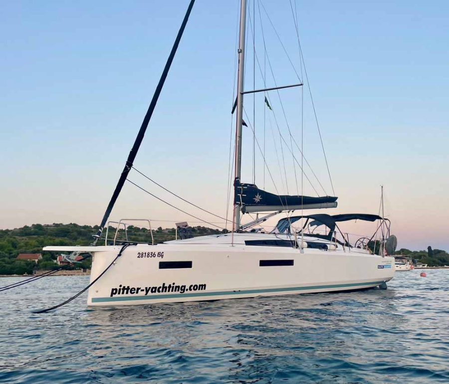 Photo #1 - Sun Odyssey 380 Performance (Mymia) in Marina Kornati - 36366