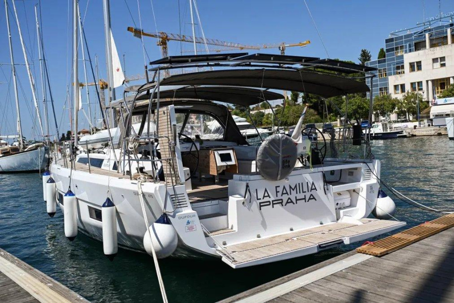 La Familia - 2