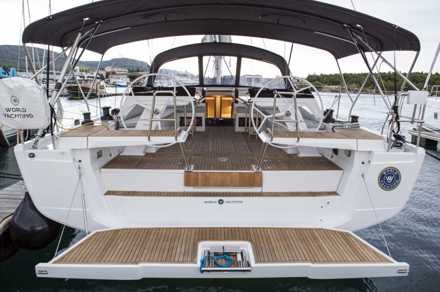 Photo #1 - Hanse 460 (White Pearl) en Marina Mandalina - 36646