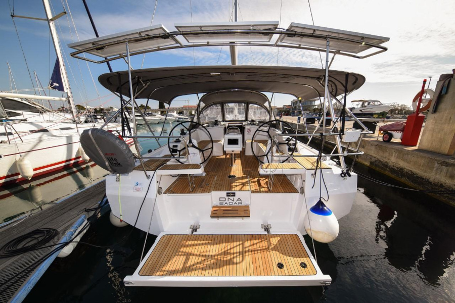 Photo #1 - Bavaria C42 (Dna) in Zadar, D-Marin Borik - 36665