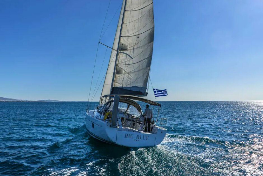 Photo #1 - Hanse 508 - 5 + 1 cab. (Big Blue) в Athens, Alimos marina - 37378
