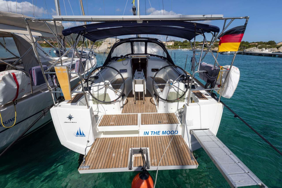 Photo #1 - Sun Odyssey 349 - 2 cab. (In The Mood) in Golfo Aranci Marina Dell’Isola - 37481