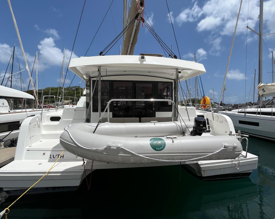 Photo #1 - Bali Catspace (LUTH) in Costa Baja Marina - 37591