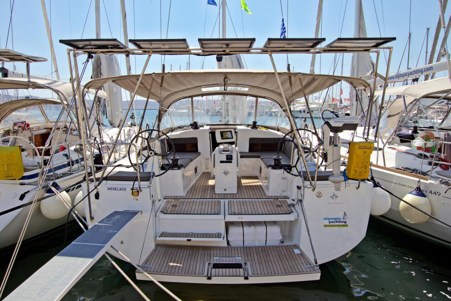 Photo #1 - Sun Odyssey 490 - 5 cab. (Menelaos) in main port - 37726