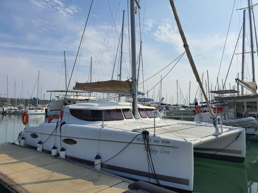 Photo #1 - Mahe 36 - 3 cab. (Happy Eva) in Yacht Haven Marina - 38194