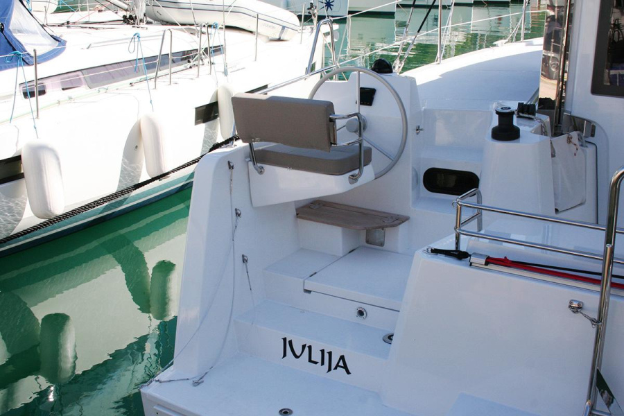 Julija - 1