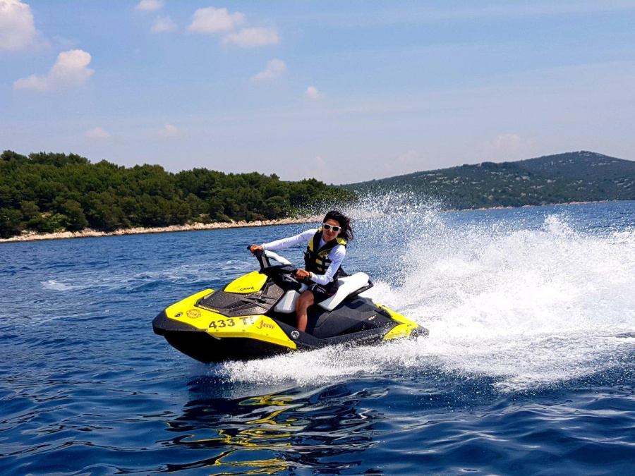 Photo #1 - SEA DOO SPARK 90HP (Lucky) in ACI Marina Jezera - 38696