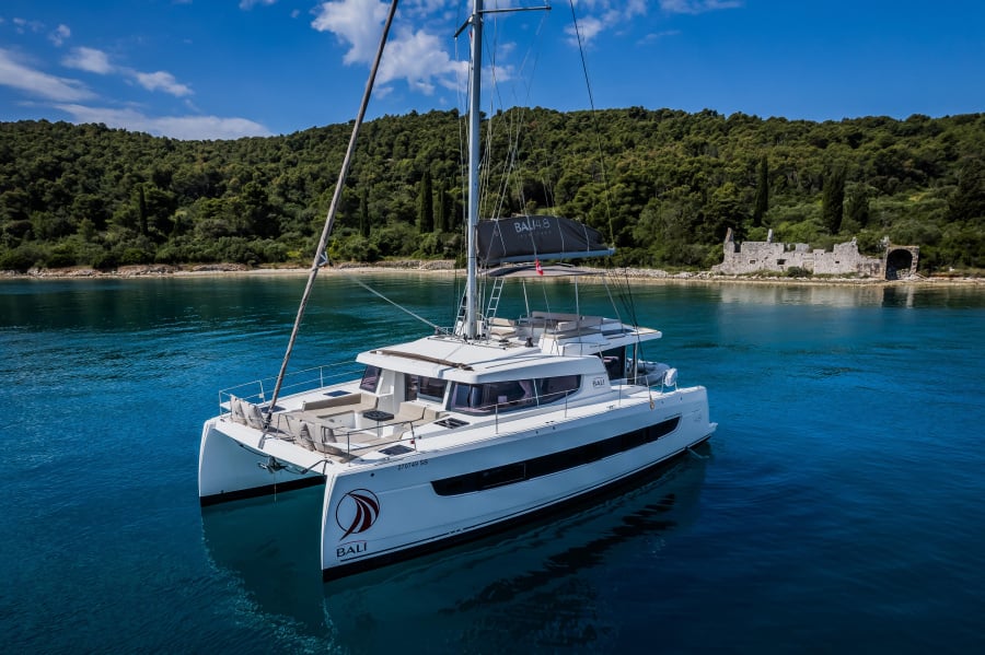 Photo #1 - Bali 4.8 - 6 + 1 cab. (Esthera) in Yachtclub Seget (Marina Baotić) - 38903
