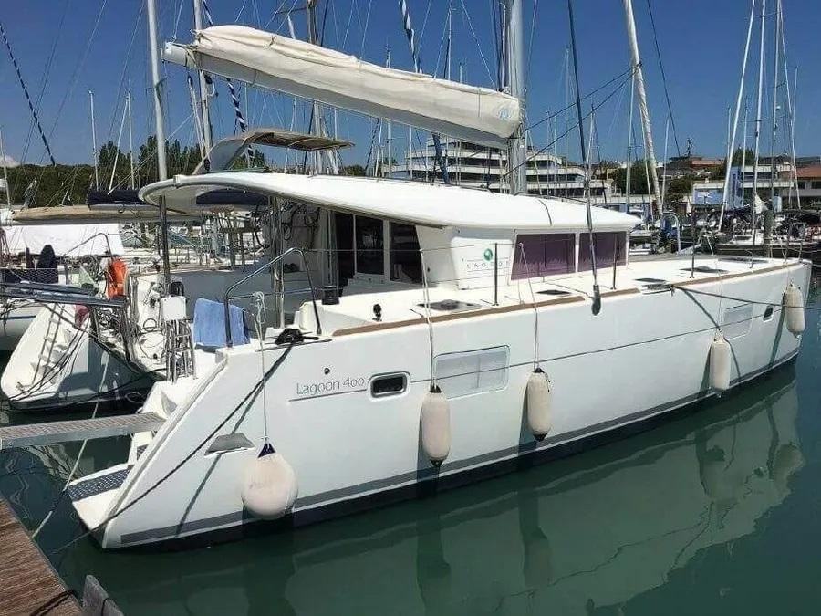 Photo #1 - Lagoon 400 S2 - 4 + 2 cab. (Diego) in D-Marin Dalmacija Marina - 39493