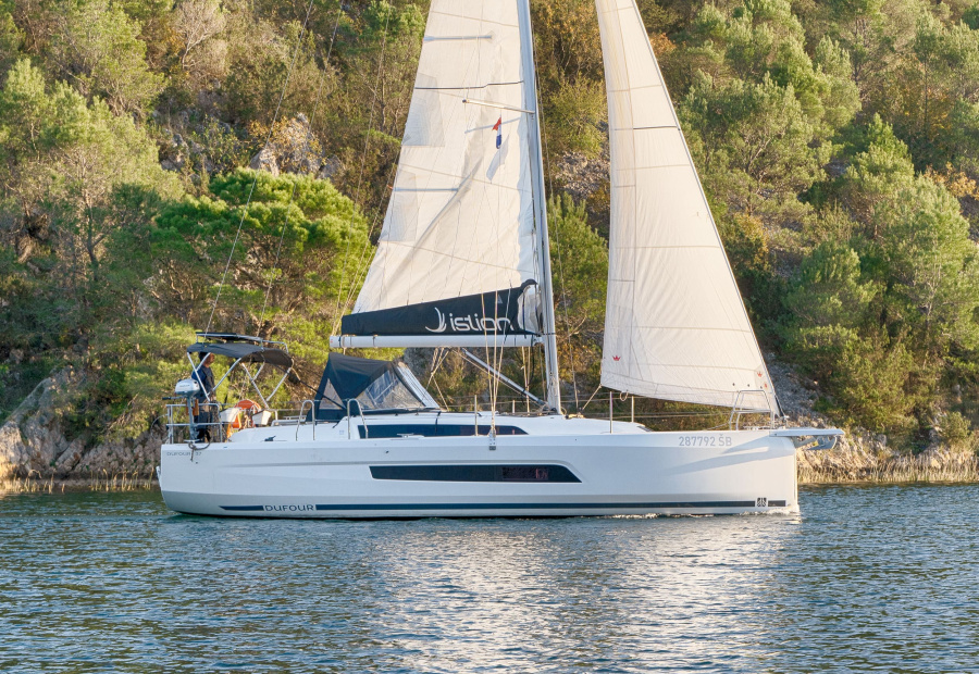 Photo #1 - Dufour 37 - 3 cab. (First Laugh) en ACI Marina - 39526
