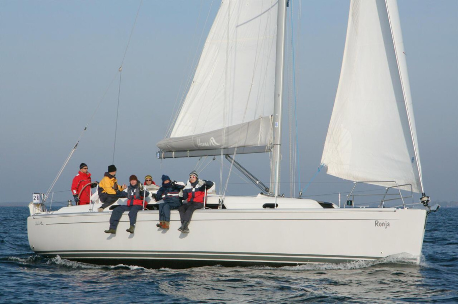 Photo #1 - Hanse 370 (Ronja) in Yachtwerft Ramin - 39564
