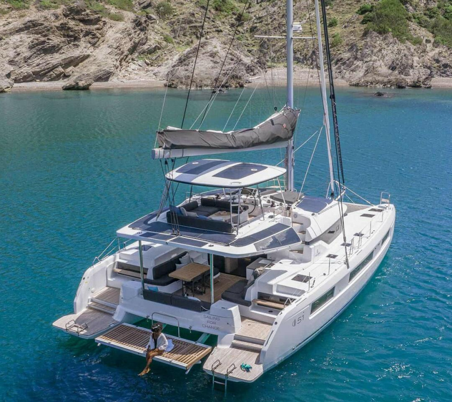 Photo #1 - Lagoon 51 - 6 + 2 cab. (Deb Elli) in Ibiza, Club Nàutic - 39863