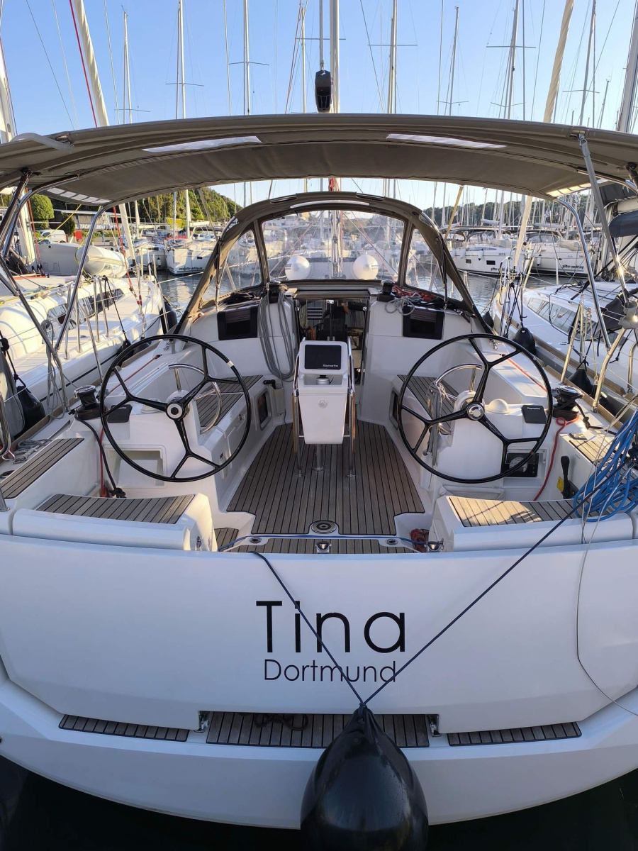 Tina - 2