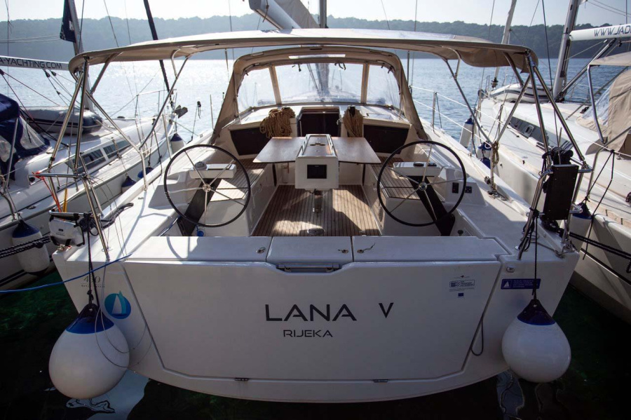 Photo #1 - Dufour 430 GL (Lana) in ACI Marina - 40163