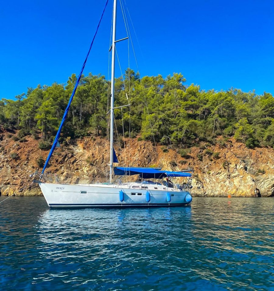 Photo #1 - Oceanis Clipper 423 - 3 cab. (Derin) in Ece Saray Marina Resort - 40169
