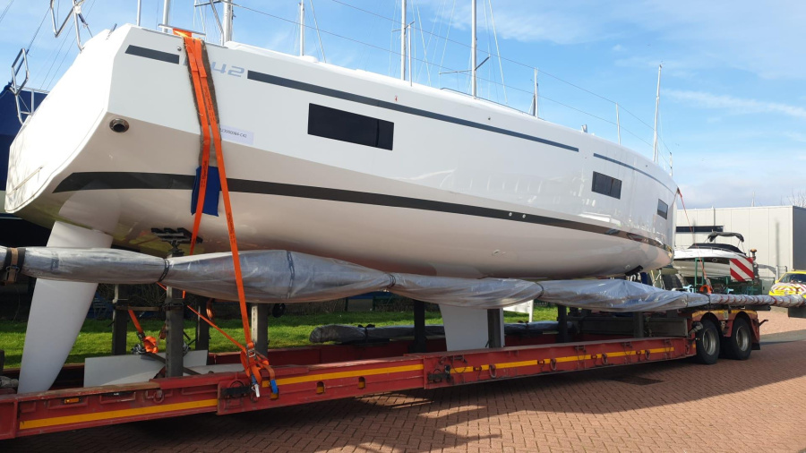 Photo #1 - Bavaria C42 (Blue Eyes) in Arenal/Playa de Palma - 40215