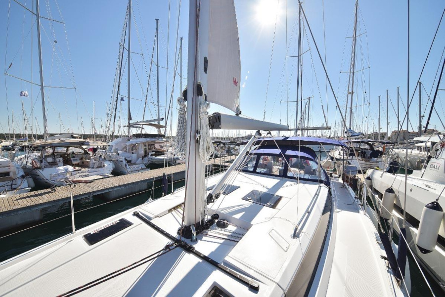 Photo #1 - Bavaria Cruiser 45 - 4 cab. (Nadine) in D-Marin Dalmacija Marina - 40301