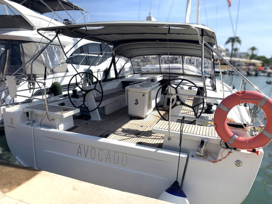 Photo #1 - Oceanis 51.1 - 5 + 1 cab. (Avocado) en Mallorca, Cala D`or - 40527
