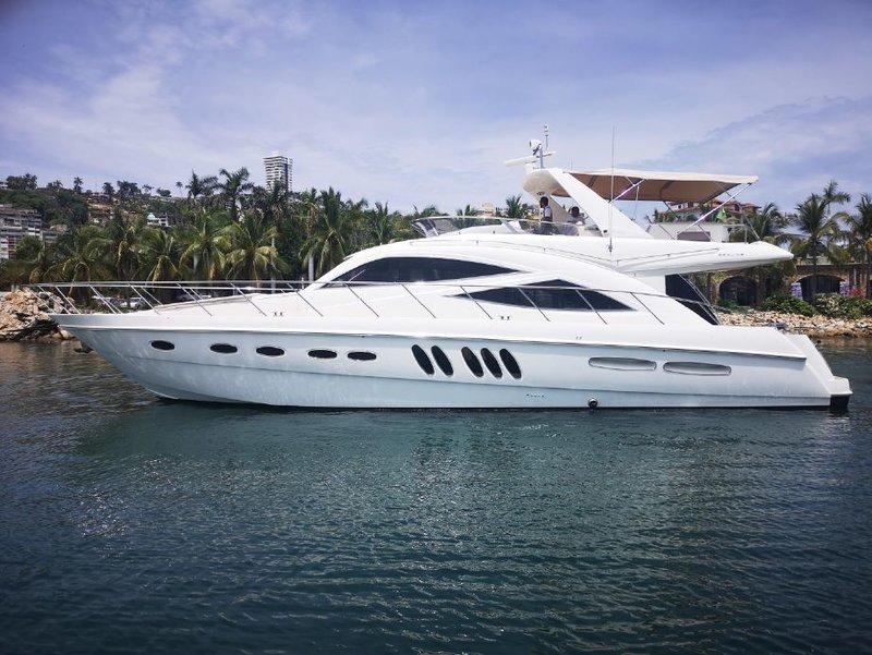 Photo #1 - Sealine T60 (Magika) in Alimos marina - 41122