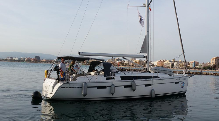 Photo #1 - Bavaria Cruiser 41 - 3 cab. (Fireball) in Arenal/Playa de Palma - 41152