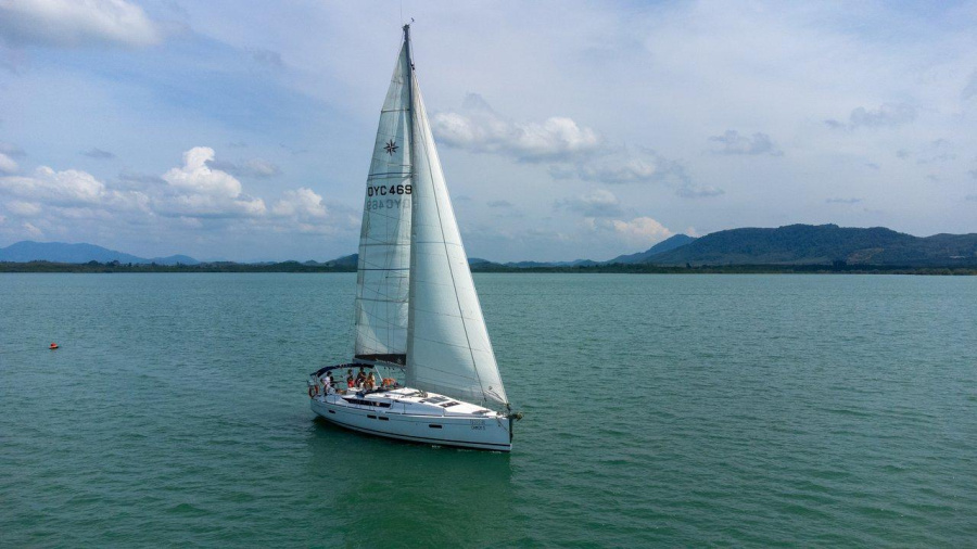 Photo #1 - Sun Odyssey 469 (Aurora Belle) in Yacht Haven Marina - 41219