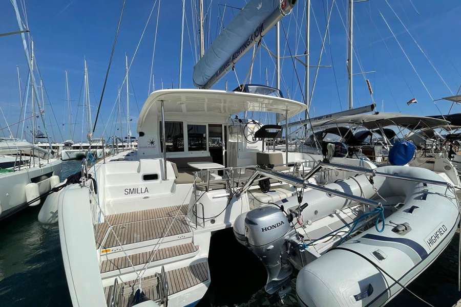 Photo #1 - Lagoon 40 - 4 + 2 cab (Smilla) in Komolac, ACI Marina - 41592