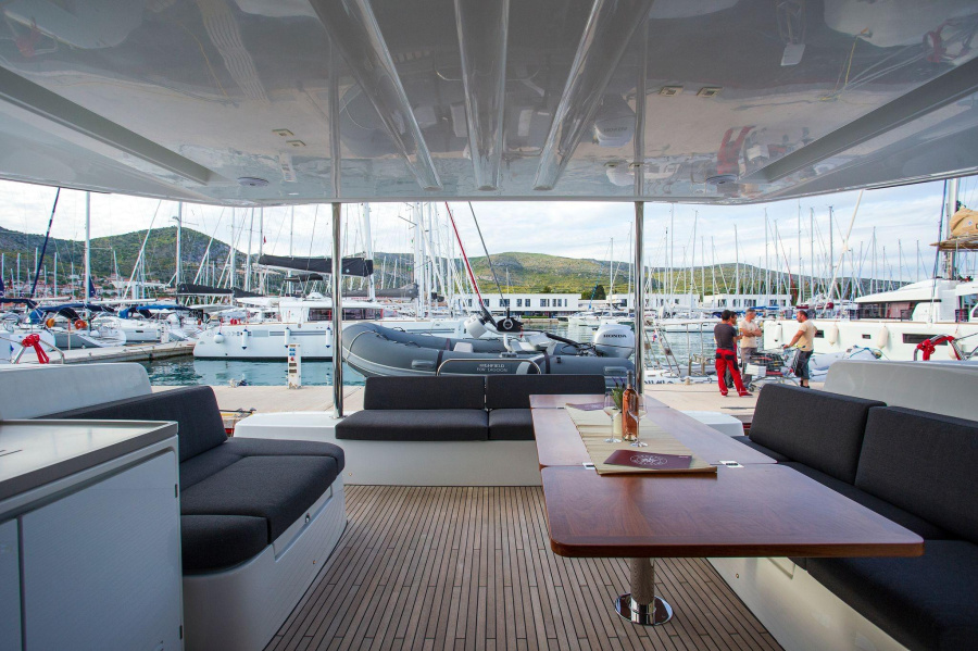 Sail La Vie - 2