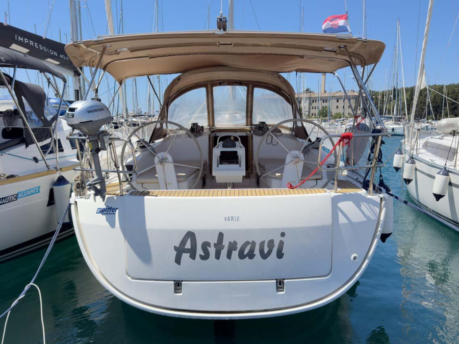 Photo #1 - Bavaria Cruiser 37 - 3 cab. (Astravi) in Marina Polesana - 42306