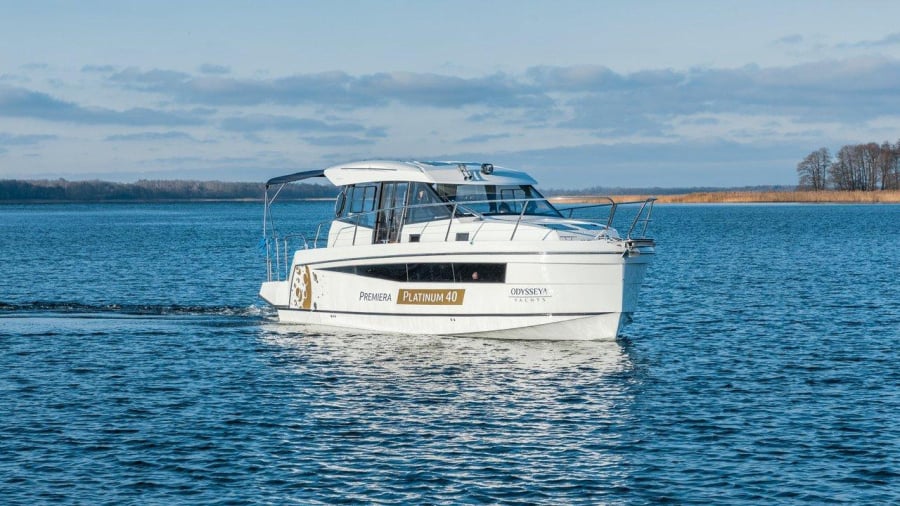 Photo #1 - Platinum 40 (Carpe diem) in Marina Hramina - 60788